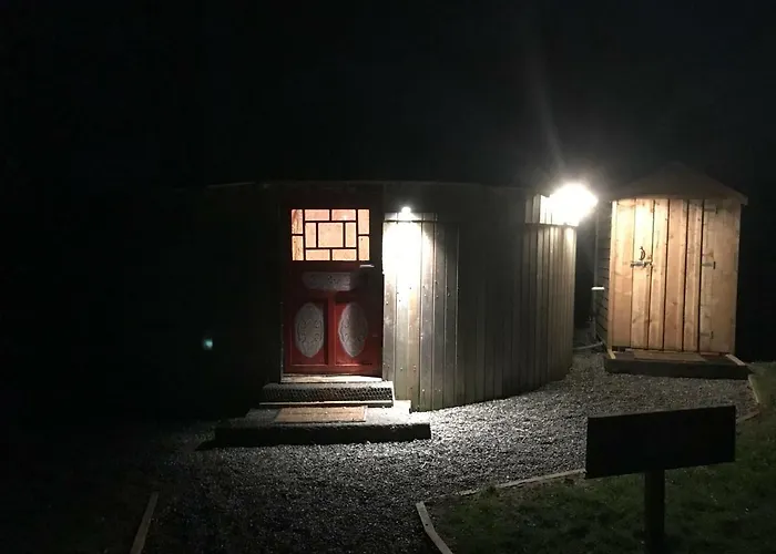 Mcclure Yurt At Carrigeen Glamping Luxusní stan